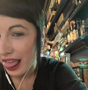 Meet your Posher, Venesa